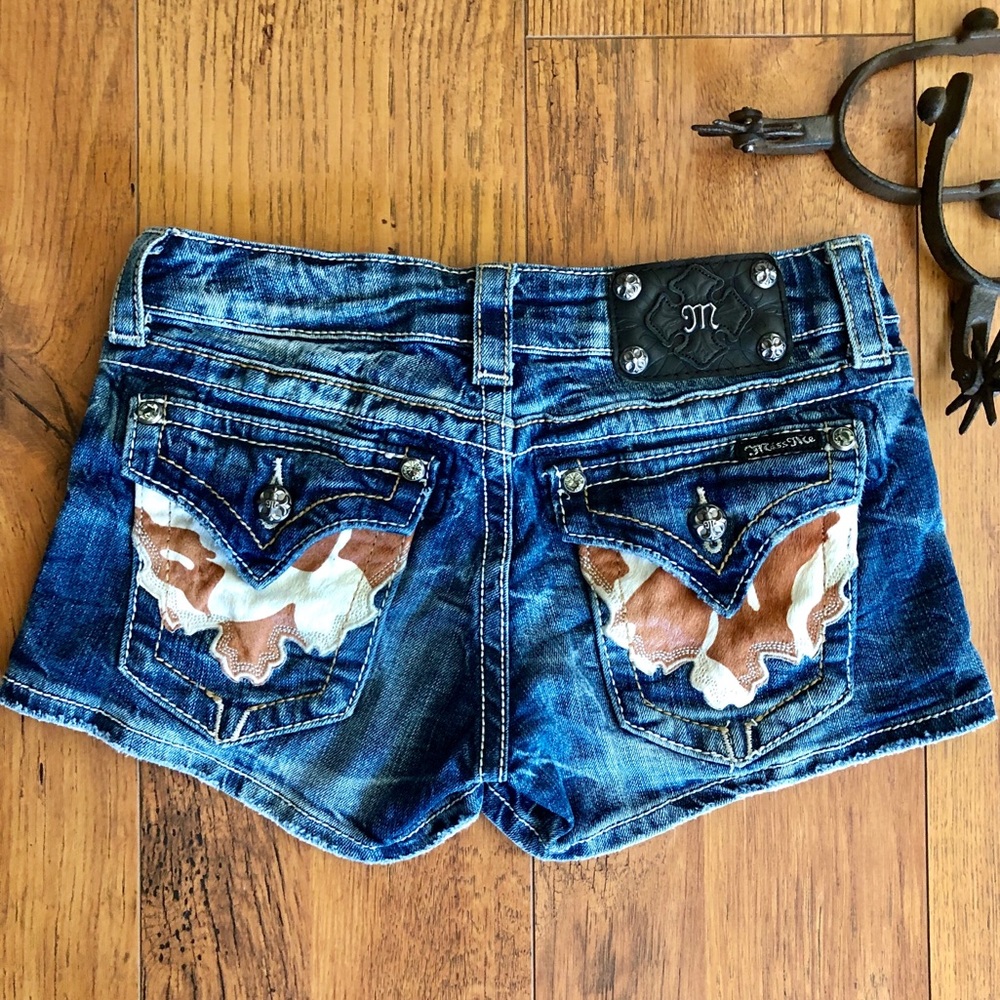 *Sold* Cowhide Miss Me Shorts 26 - Picture 1 of 8